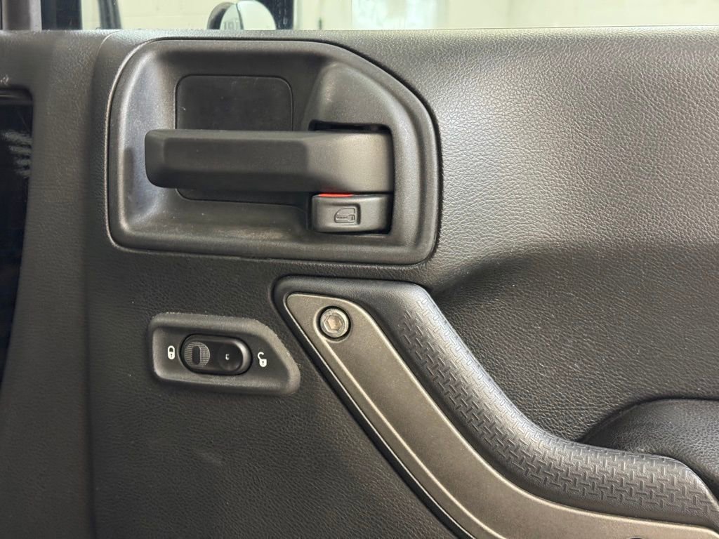 Used 2017 Jeep Wrangler Sport S w/ Quick Order Package 24S image 26