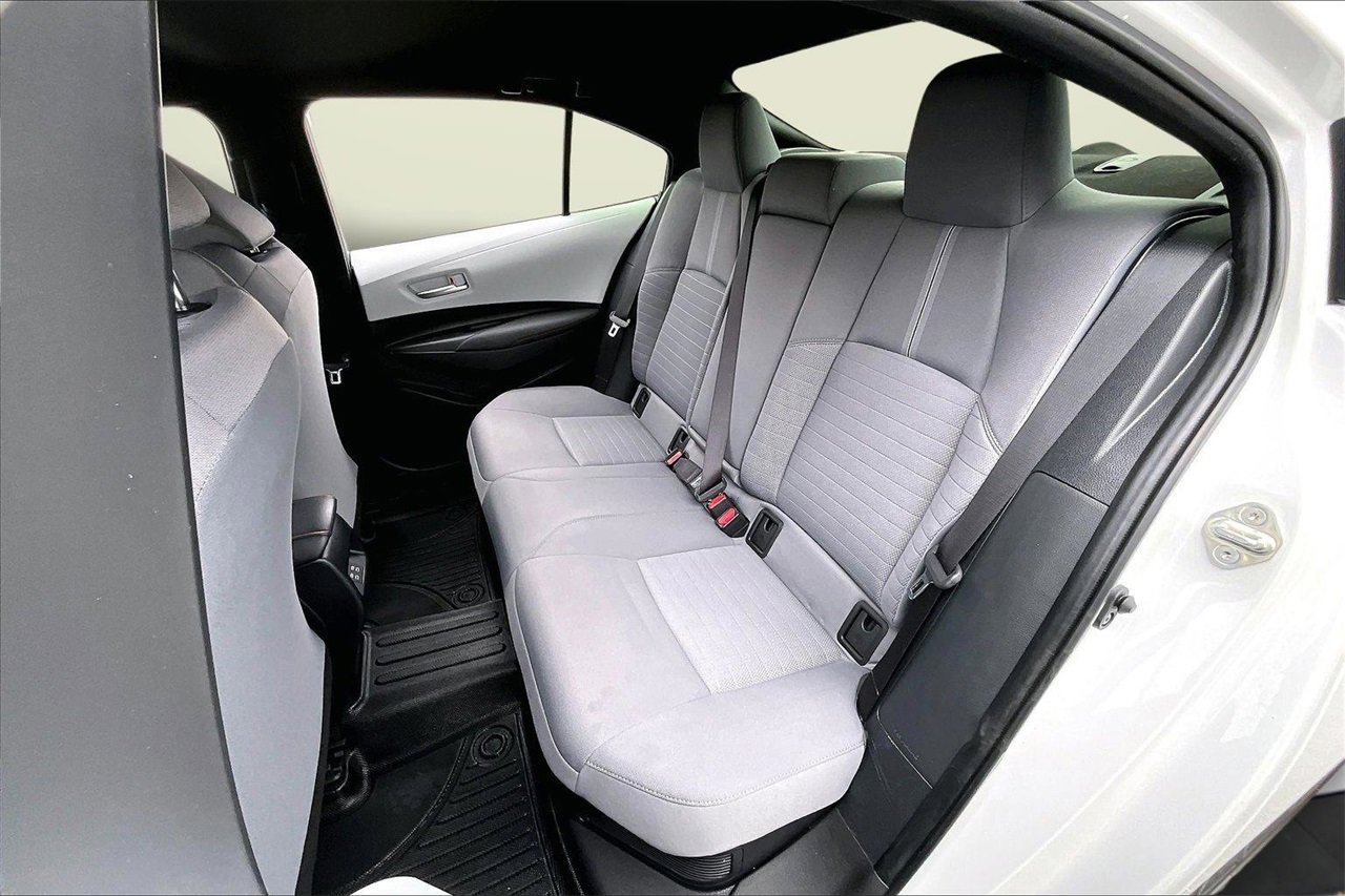 Used 2024 Toyota Corolla LE image 21