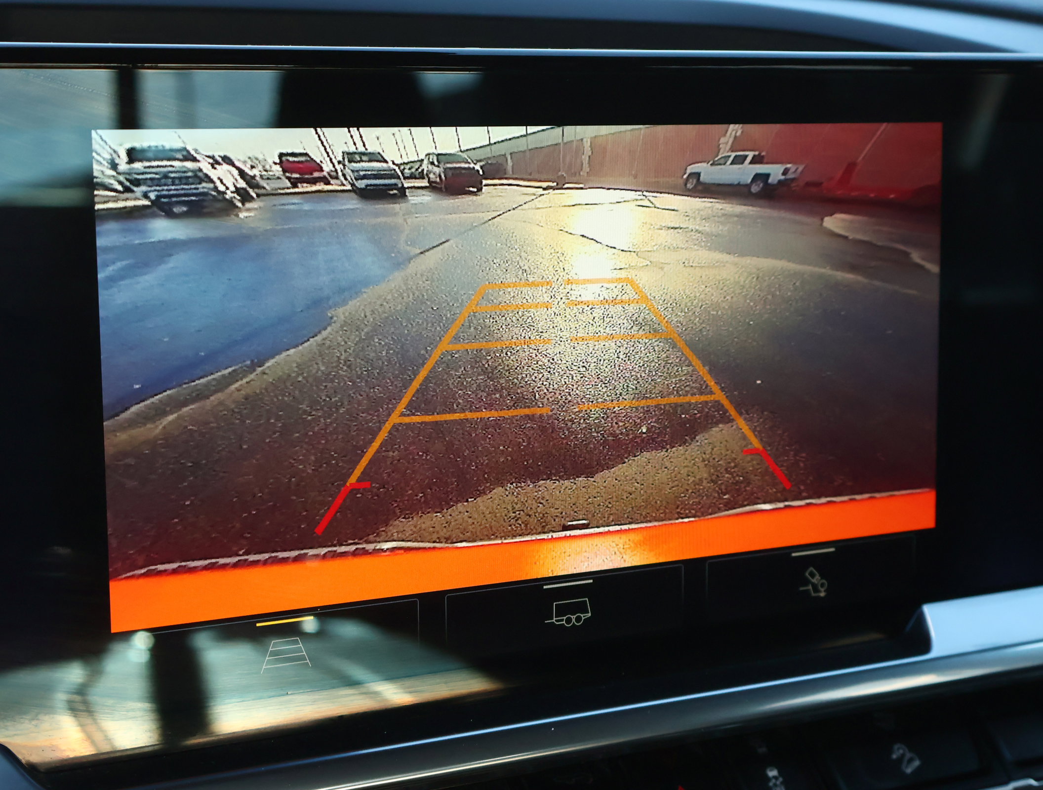 Used 2024 Chevrolet Silverado 1500 LT Trail Boss w/ Convenience Package II image 6