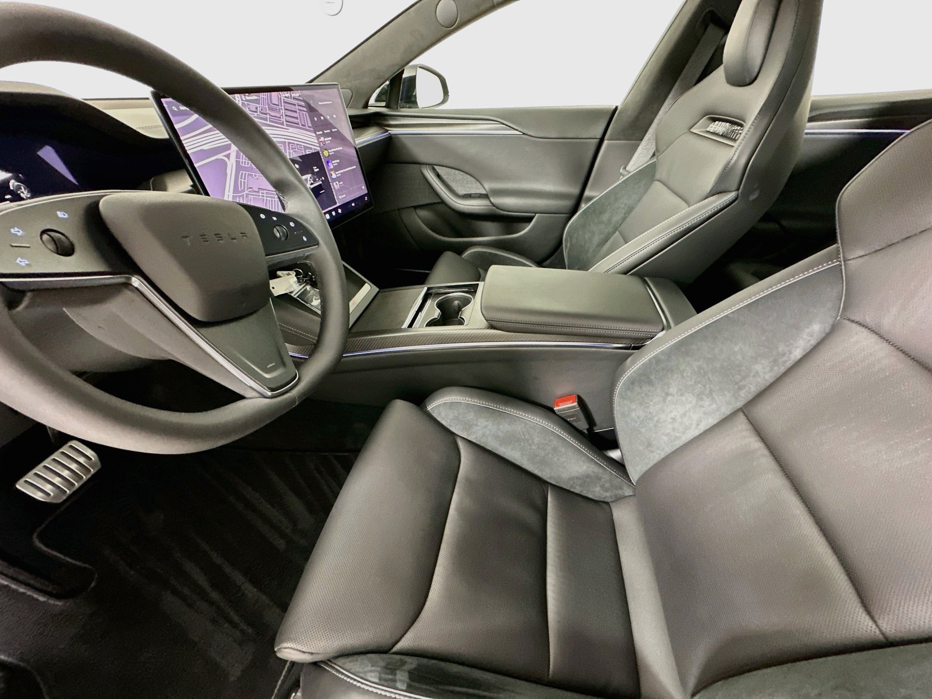 Used 2026 Tesla Model S Plaid AWD/4WD image 20