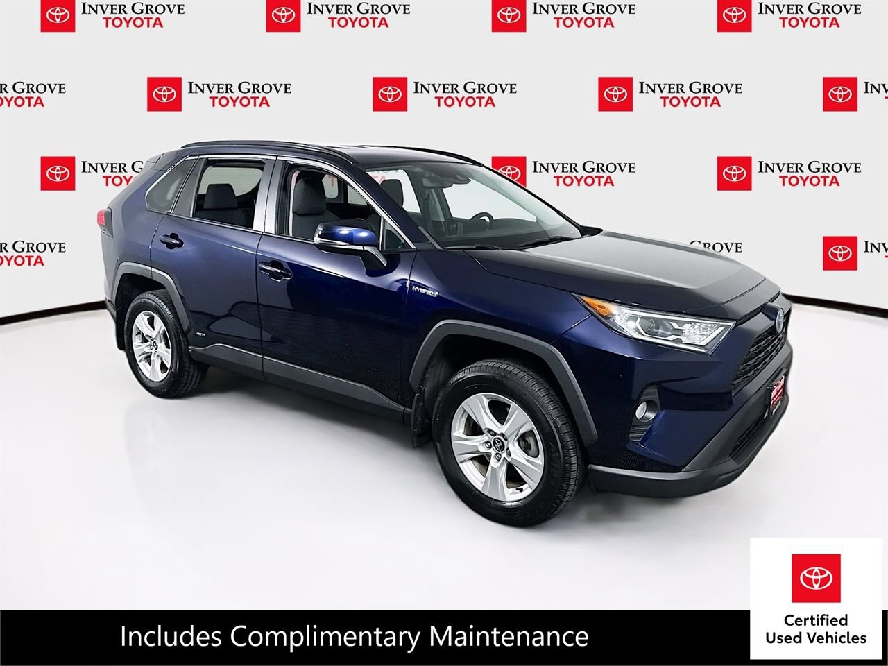 Certified 2021 Toyota RAV4 XLE w/ XLE Grade Weather Package AWD/4WD image 3