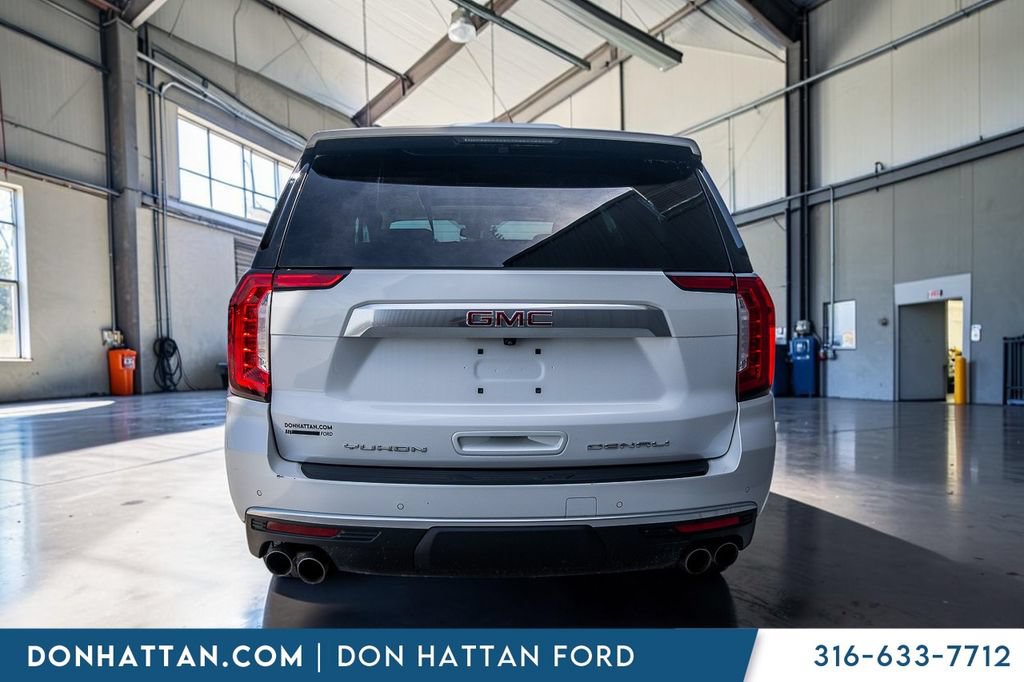 Used 2024 GMC Yukon XL Denali AWD/4WD image 37
