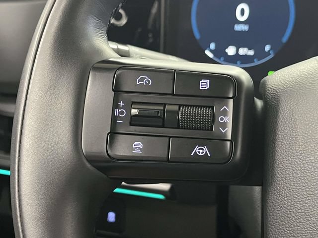Certified 2025 Hyundai Santa Fe Calligraphy FWD image 31