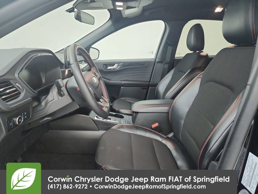 Used 2025 Ford Escape ST-Line Select image 19