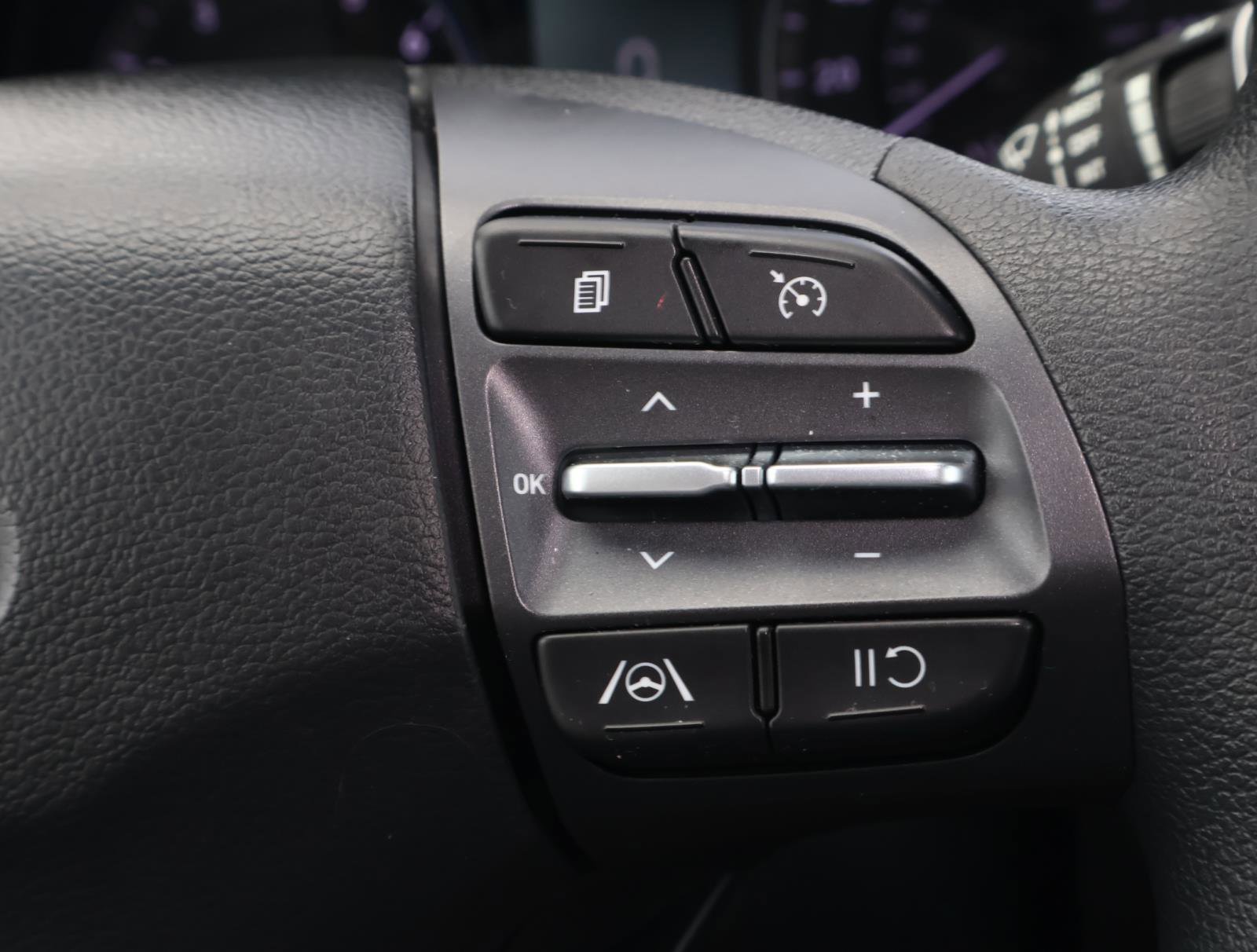 Used 2023 Hyundai Kona SEL w/ Cargo Package image 25