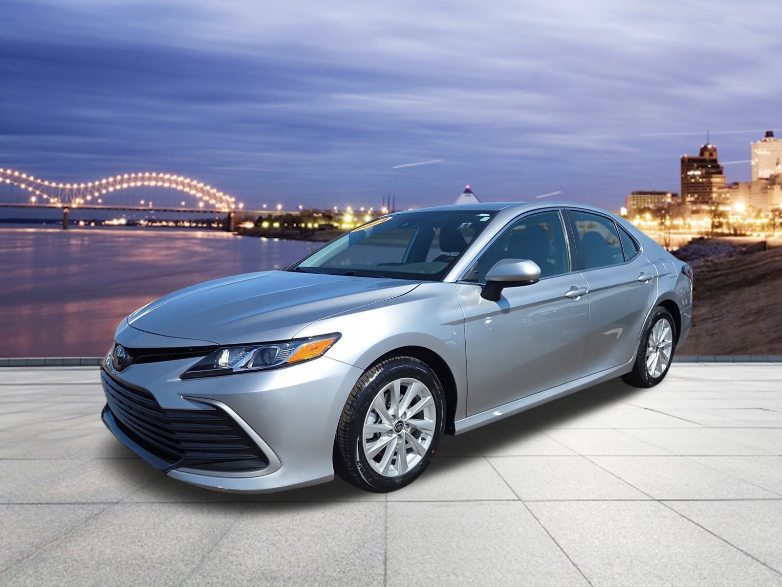 Used 2024 Toyota Camry LE image 1