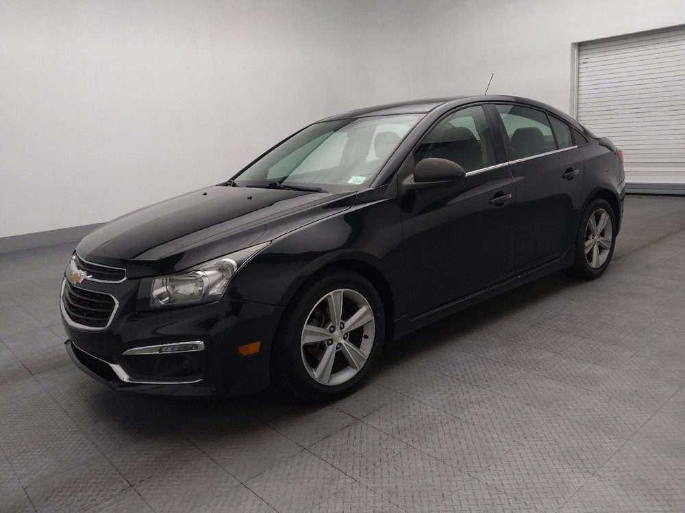 Used 2016 Chevrolet Cruze LT w/ Sun, Sound and Sport Package image 2