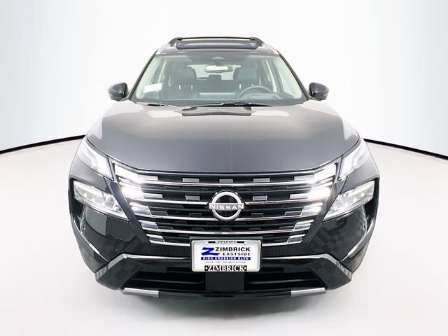 New 2026 Nissan Rogue Platinum image 2