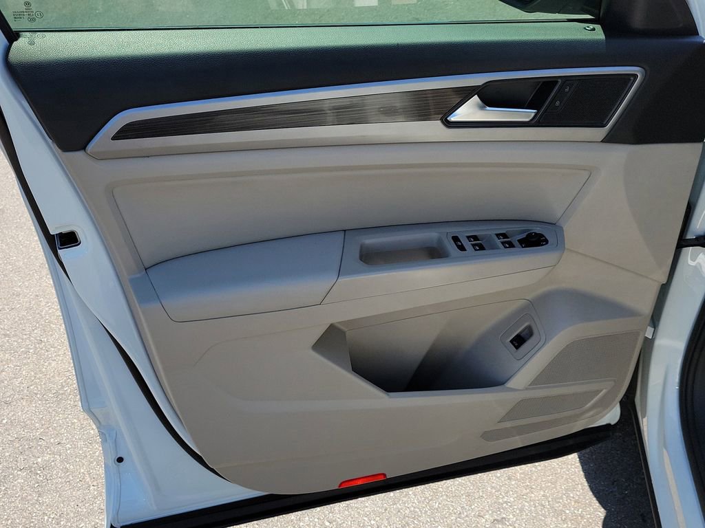 Used 2020 Volkswagen Atlas SE w/ Panoramic Sunroof Package AWD/4WD image 20