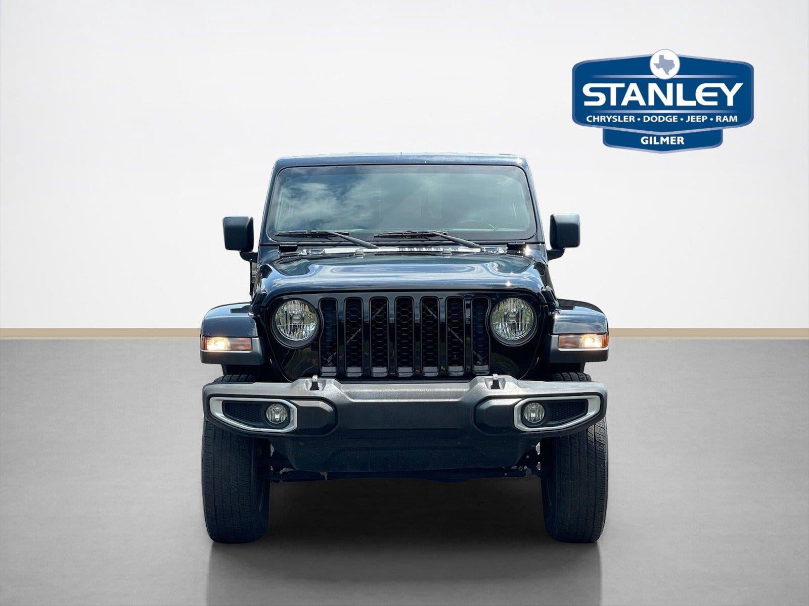 Used 2020 Jeep Gladiator Sport AWD/4WD image 2