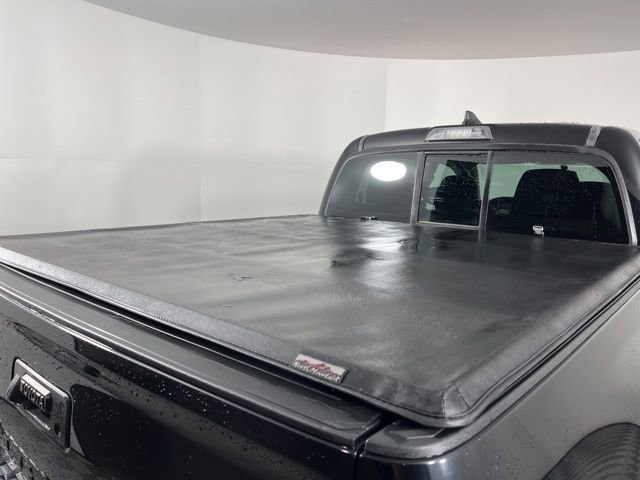 Used 2017 Toyota Tacoma SR5 image 45