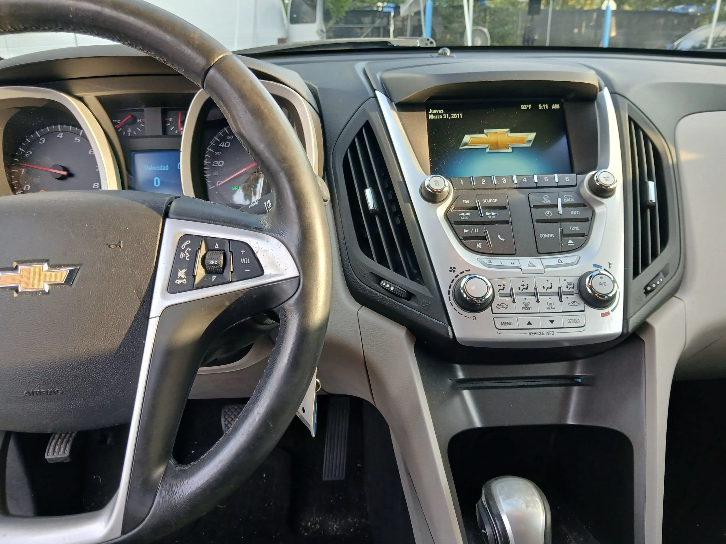 Used 2012 Chevrolet Equinox LT w/ Driver Convenience Package FWD image 10