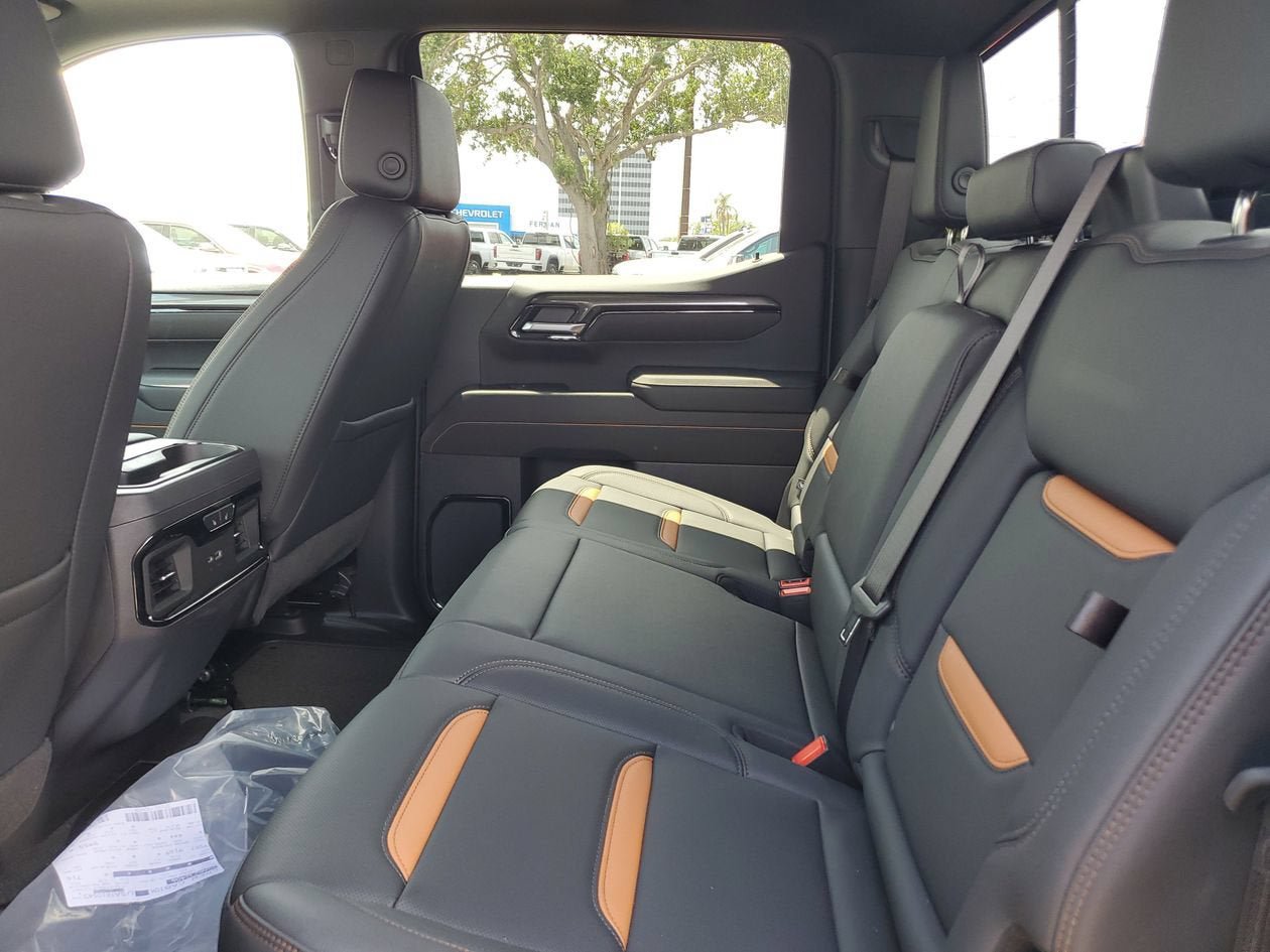 New 2026 GMC Sierra 1500 AT4 w/ AT4 Premium Package AWD/4WD image 12