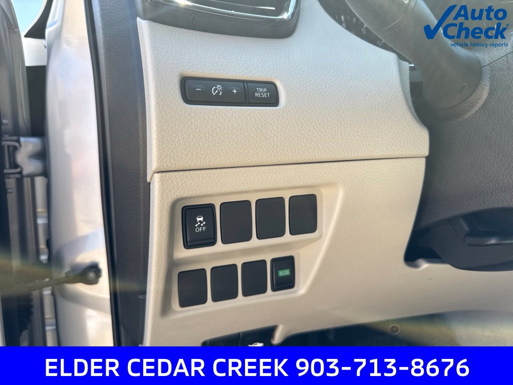 Used 2018 Nissan Rogue Sport SV FWD image 13