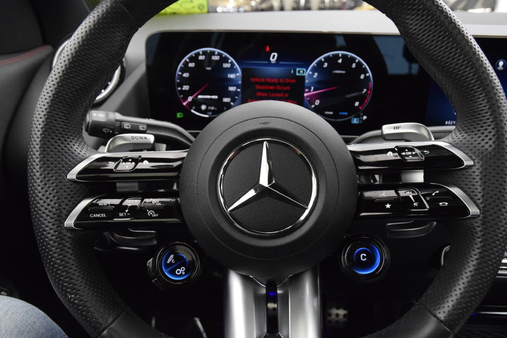 Used 2026 Mercedes-Benz GLA 35 AMG 4MATIC image 22
