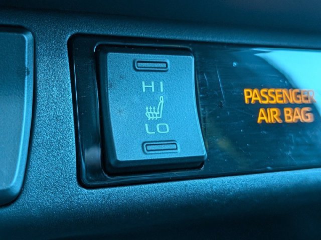 Certified 2021 Toyota RAV4 XSE w/ XSE Grade Weather Package AWD/4WD image 25