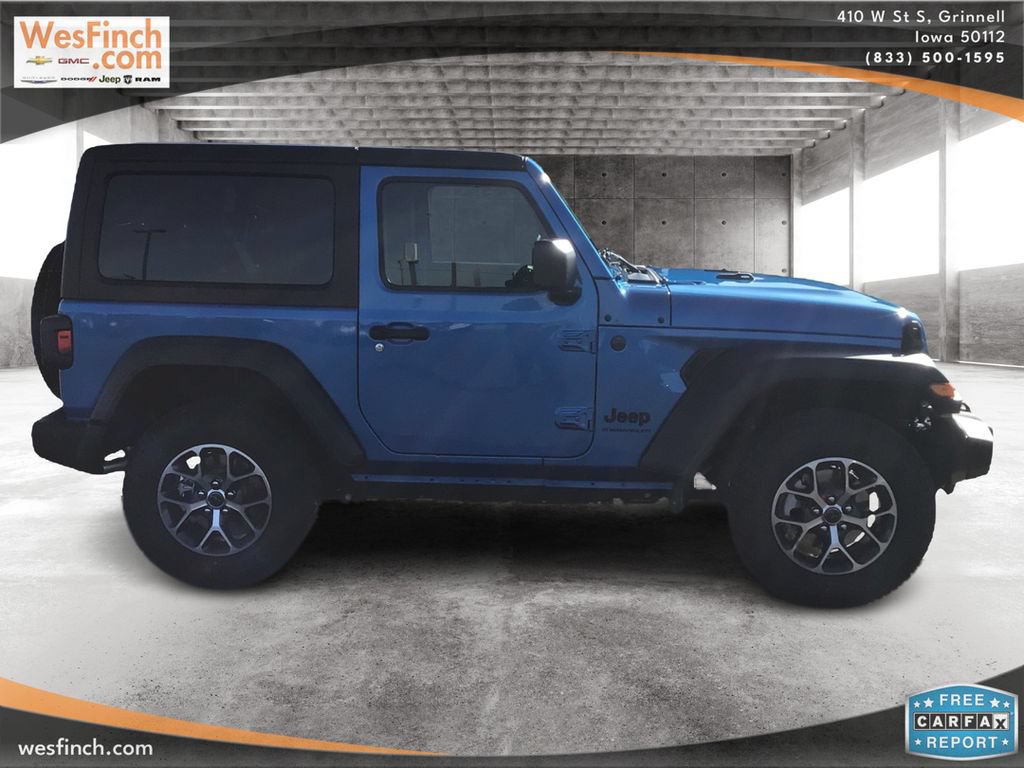 Used 2025 Jeep Wrangler Sport AWD/4WD image 4