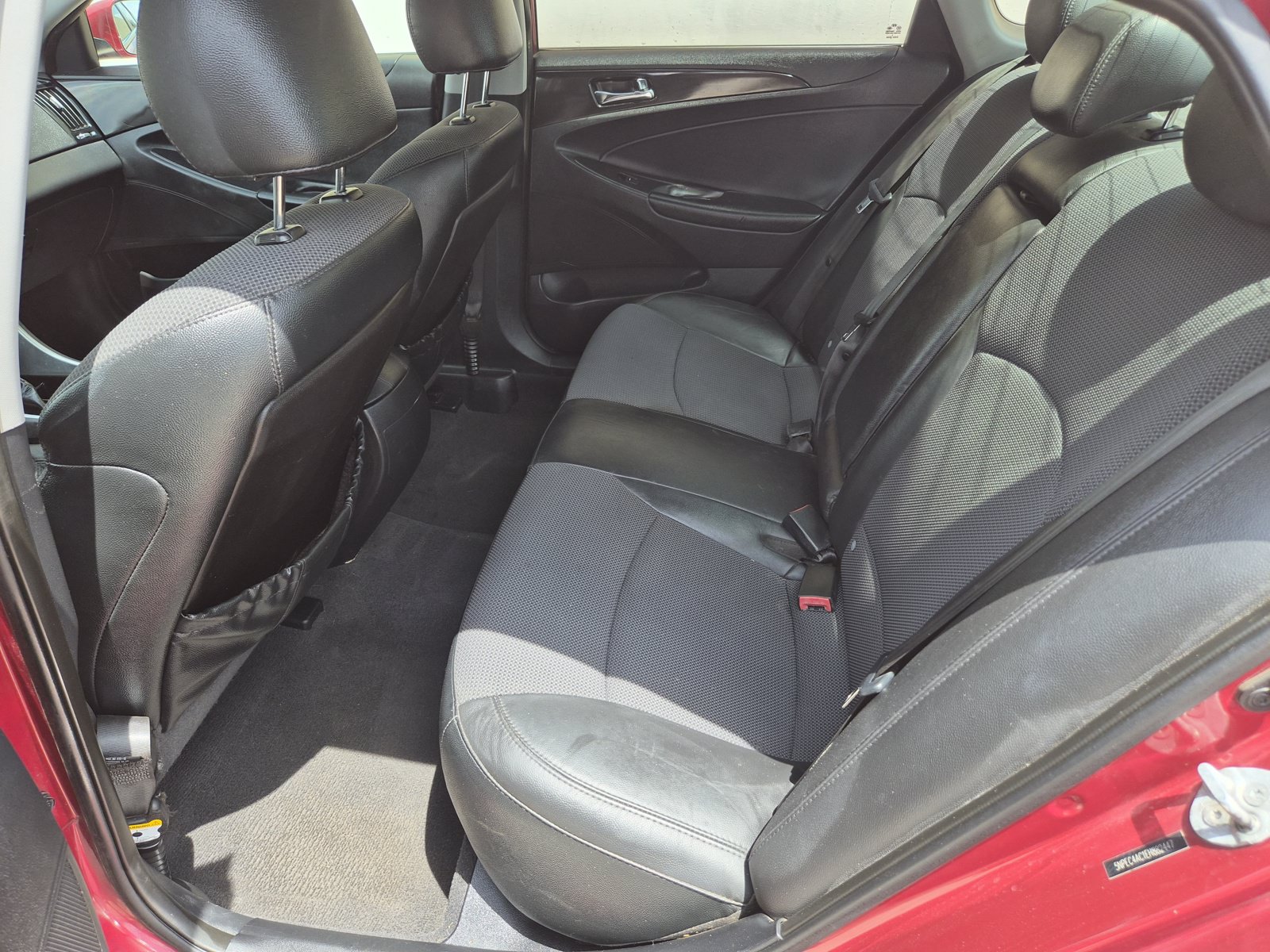 Used 2014 Hyundai Sonata SE w/ Premium Package 04 FWD image 14