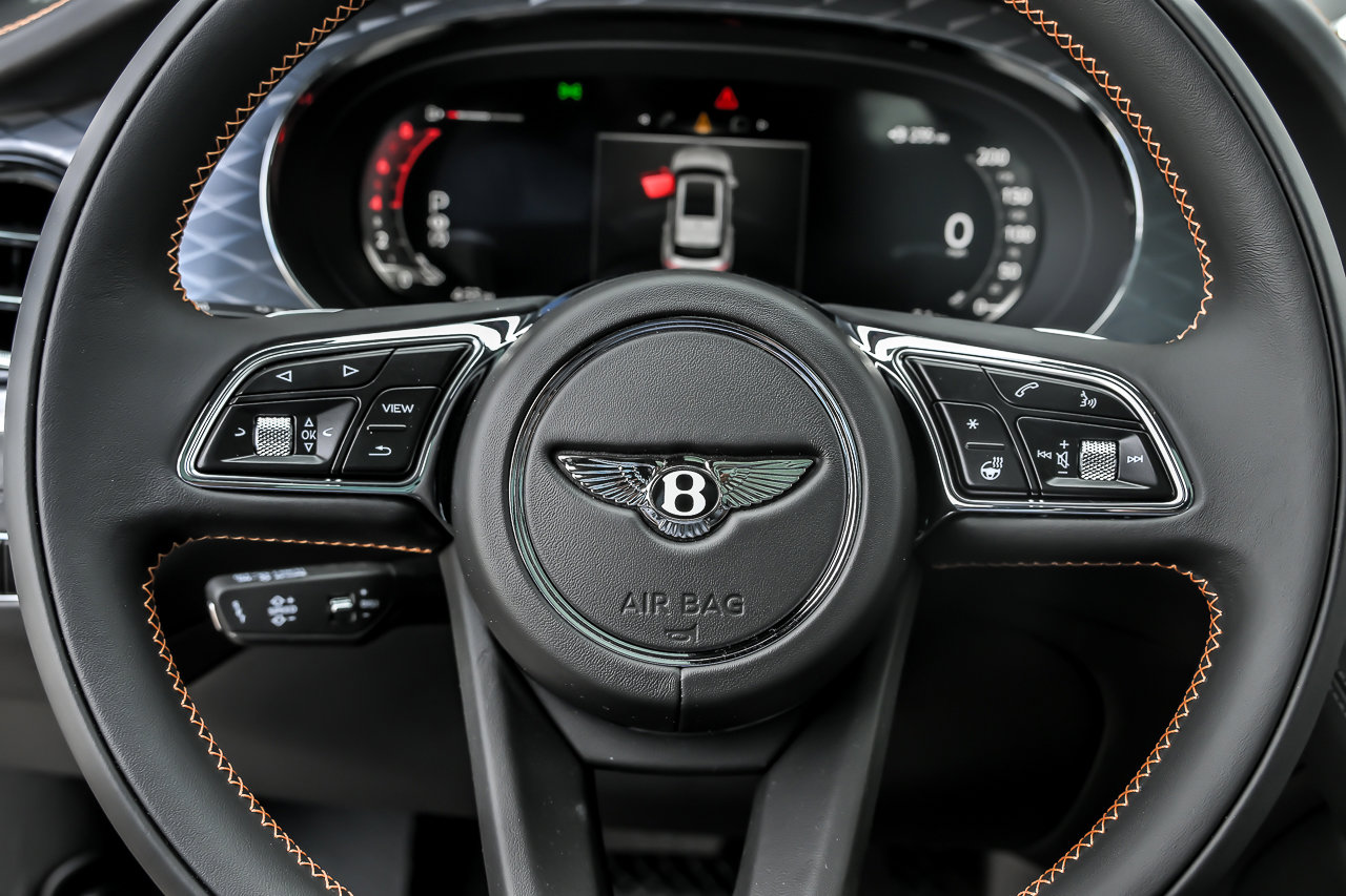 New 2026 Bentley Bentayga AWD/4WD image 41