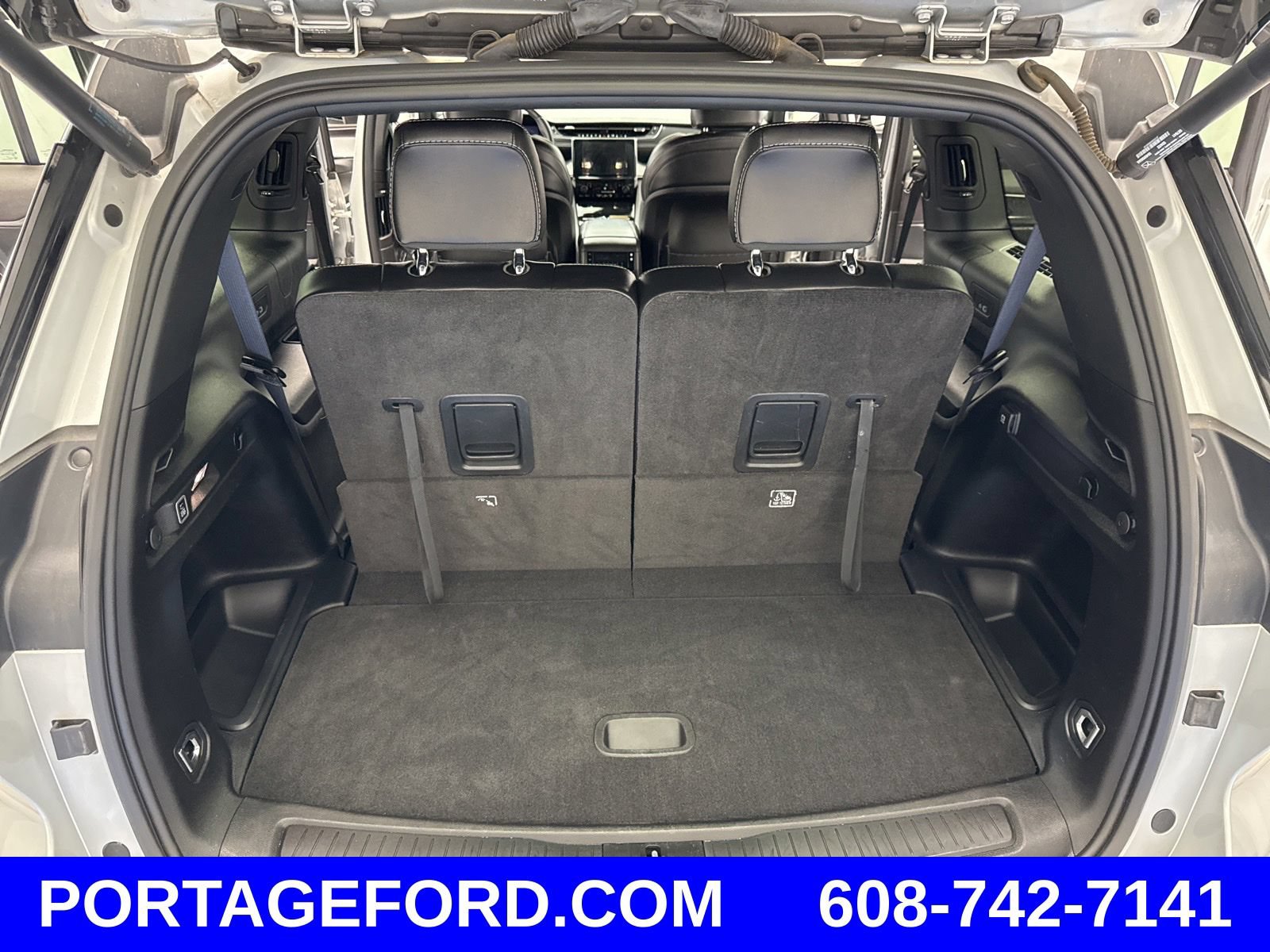 Used 2022 Jeep Grand Cherokee L Laredo AWD/4WD image 46