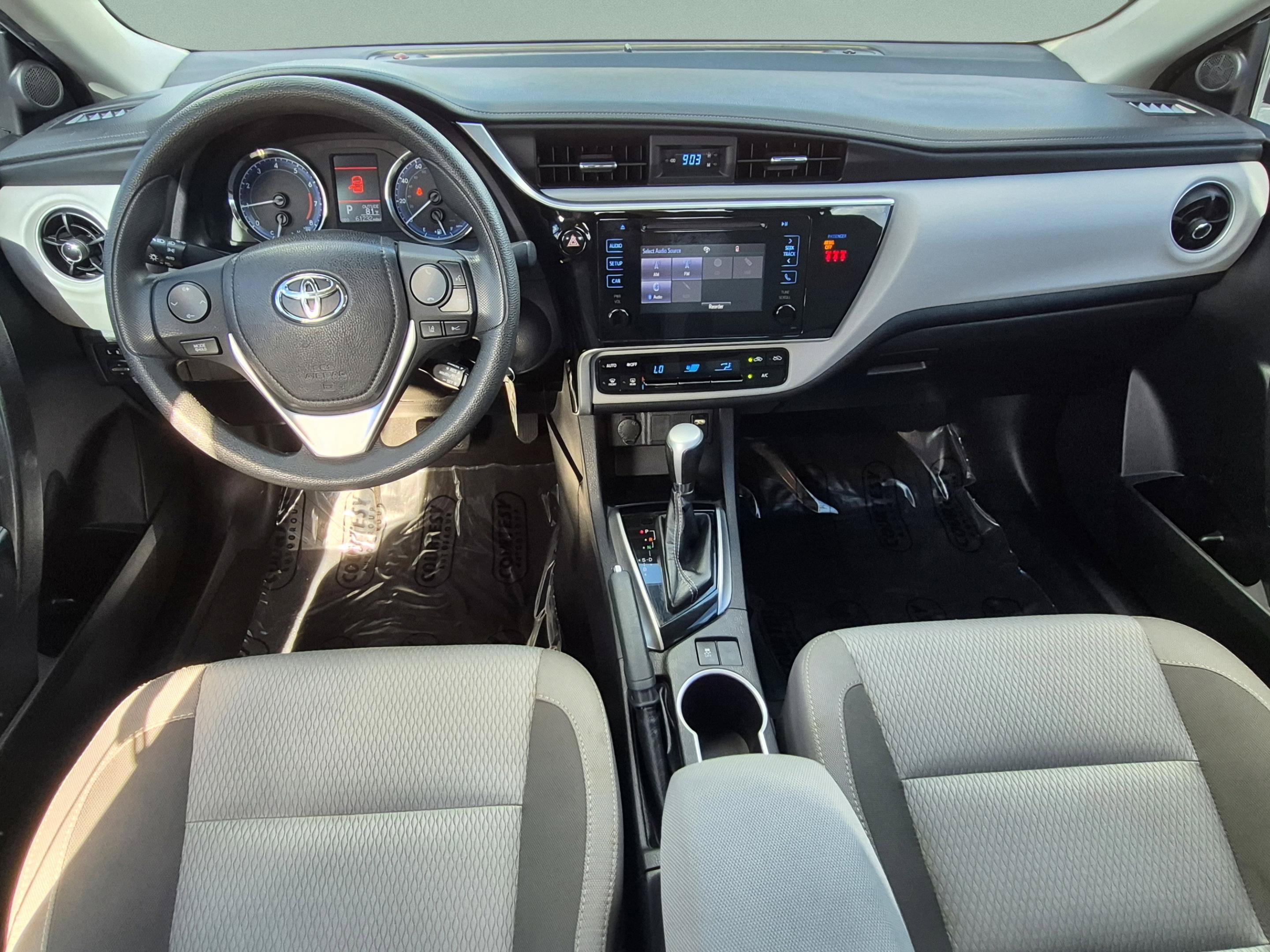 Used 2019 Toyota Corolla LE FWD image 12