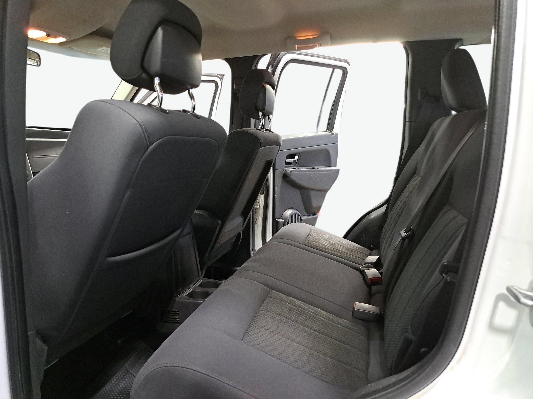 Used 2011 Jeep Liberty Sport AWD/4WD image 13