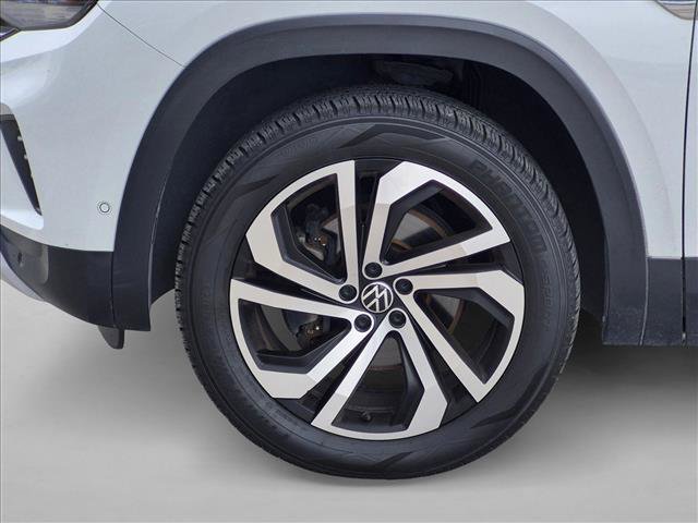 Used 2021 Volkswagen Atlas Cross Sport SEL Premium w/ Cross Sport MDO Package AWD/4WD image 14