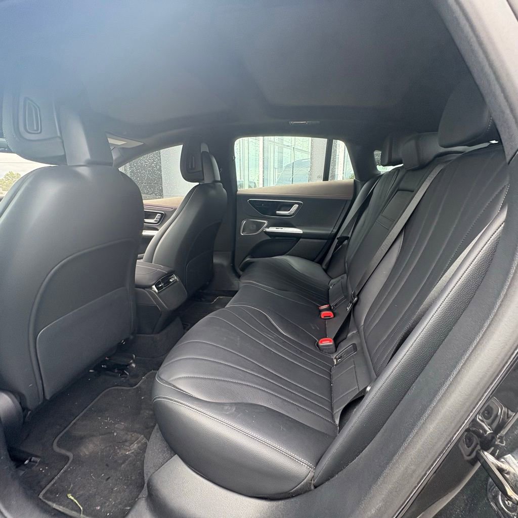 Used 2023 Mercedes-Benz EQE 500 4MATIC Sedan image 10