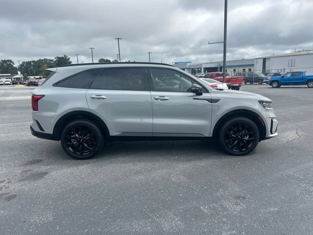 Used 2023 Kia Sorento SX AWD/4WD image 5