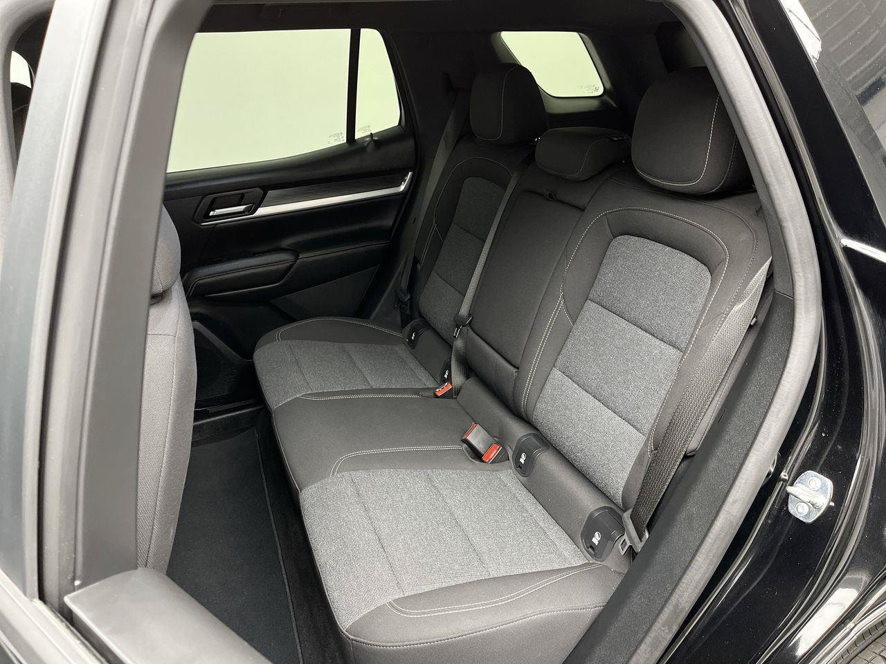 Certified 2025 GMC Terrain Elevation AWD/4WD image 10