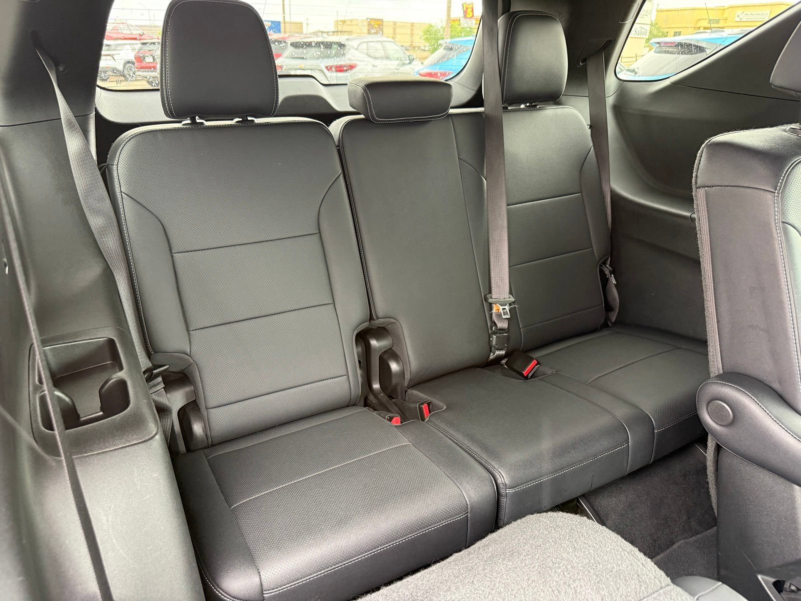 Certified 2025 Chevrolet Traverse LT FWD image 37