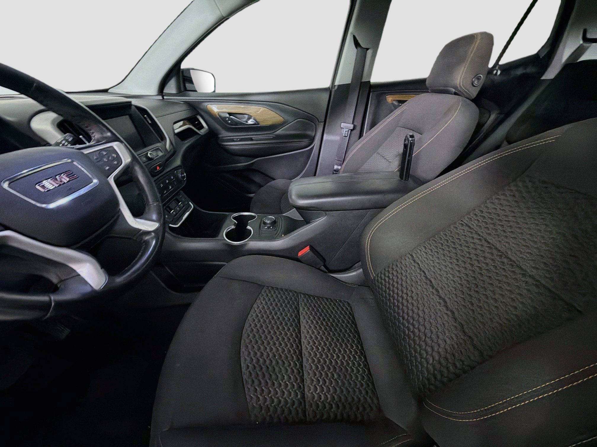 Used 2020 GMC Terrain SLE w/ Elevation Edition FWD image 13