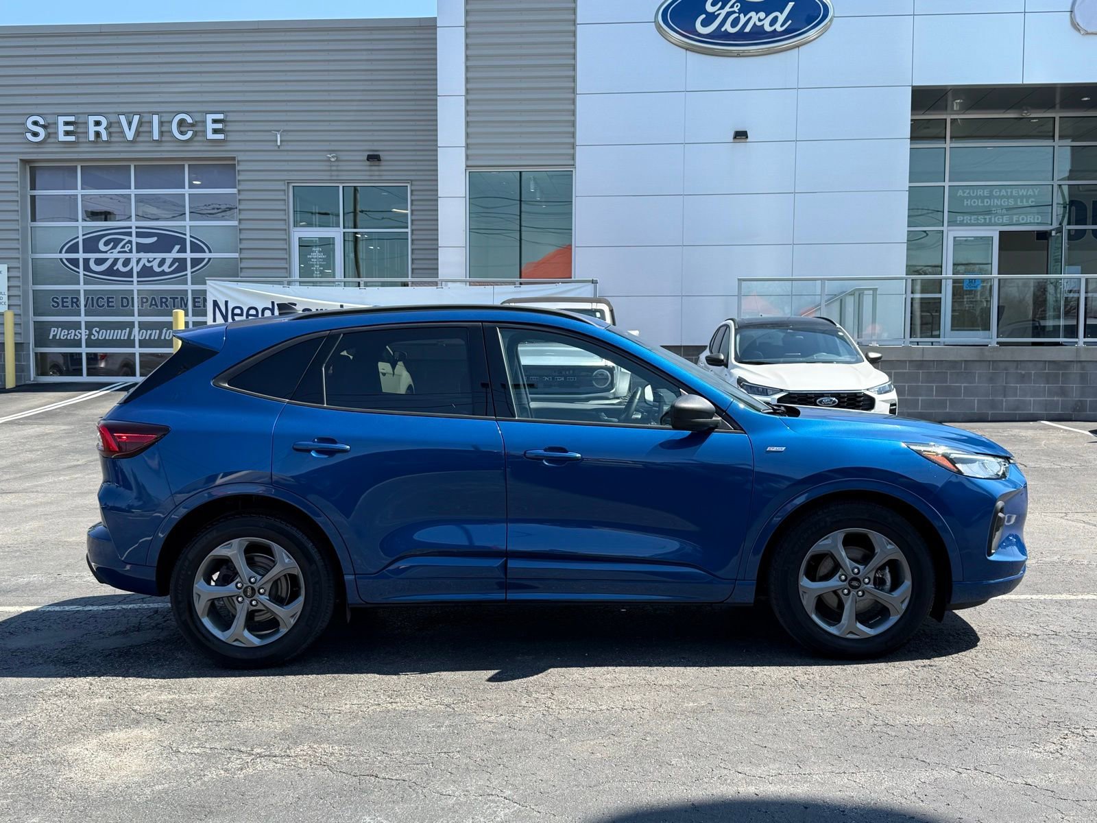 Used 2023 Ford Escape ST-Line w/ Tech Pack #1 image 13