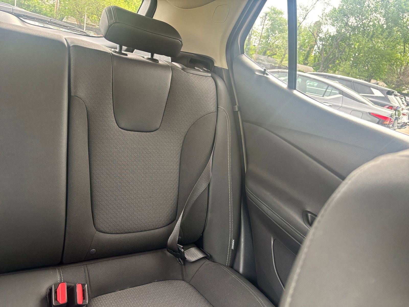 Used 2025 Buick Encore GX Preferred FWD image 36