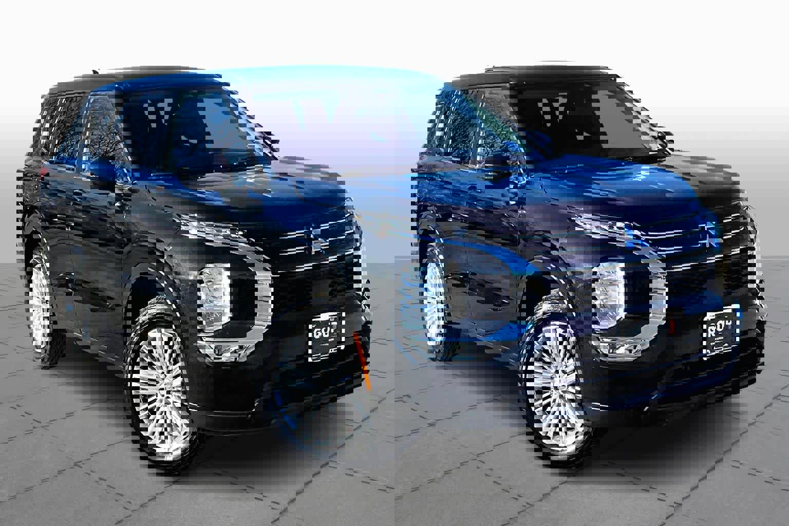 Used 2023 Mitsubishi Outlander ES image 3