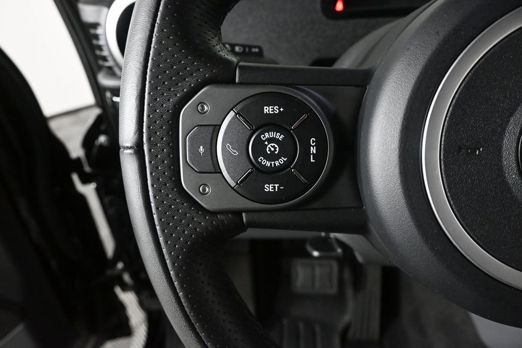 Used 2024 INEOS Grenadier Fieldmaster Edition image 9