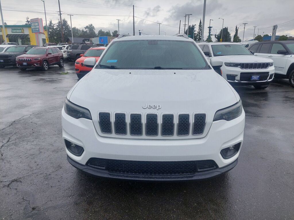 Used 2019 Jeep Cherokee Latitude w/ Popular Appearance Group FWD image 2