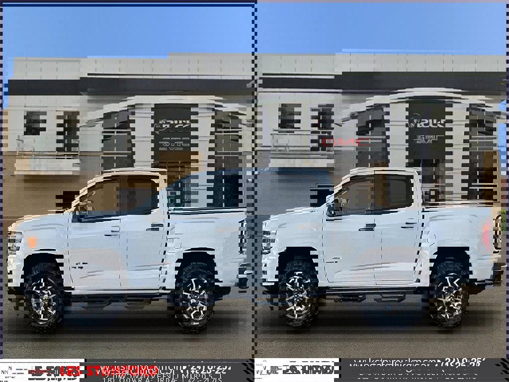 Certified 2022 GMC Canyon AT4 w/ Trailering Package image 2