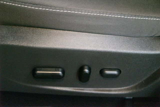 Used 2019 Ford Escape SE w/ Ford Safe & Smart Package FWD image 17