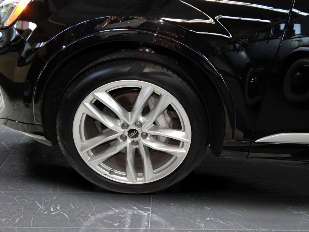 Used 2025 Audi Q7 3.0T Premium Plus image 11