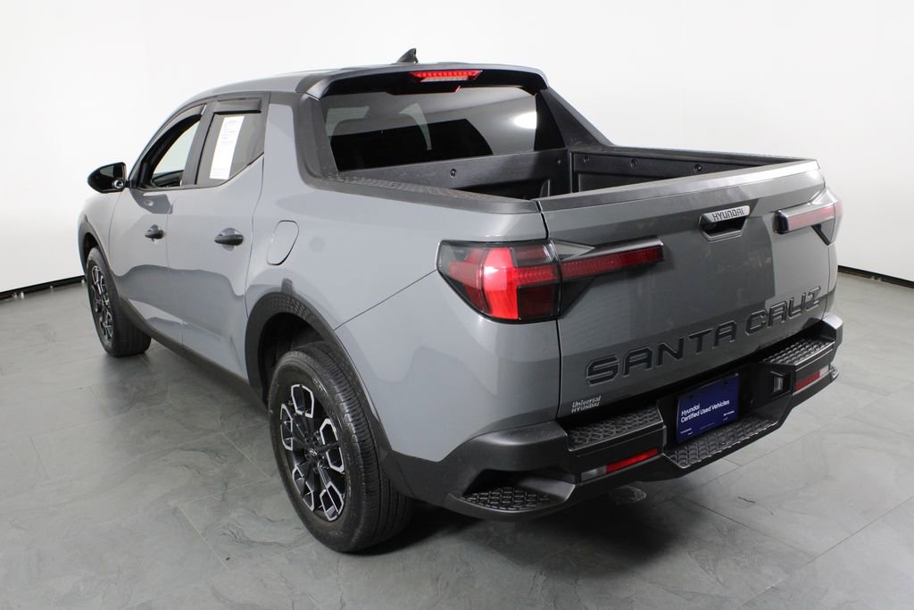 Certified 2024 Hyundai Santa Cruz SE image 4