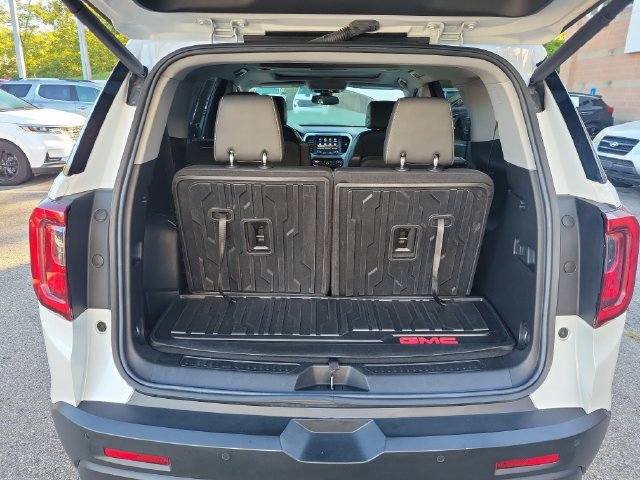 Used 2023 GMC Acadia SLT w/ Elevation Edition AWD/4WD image 6