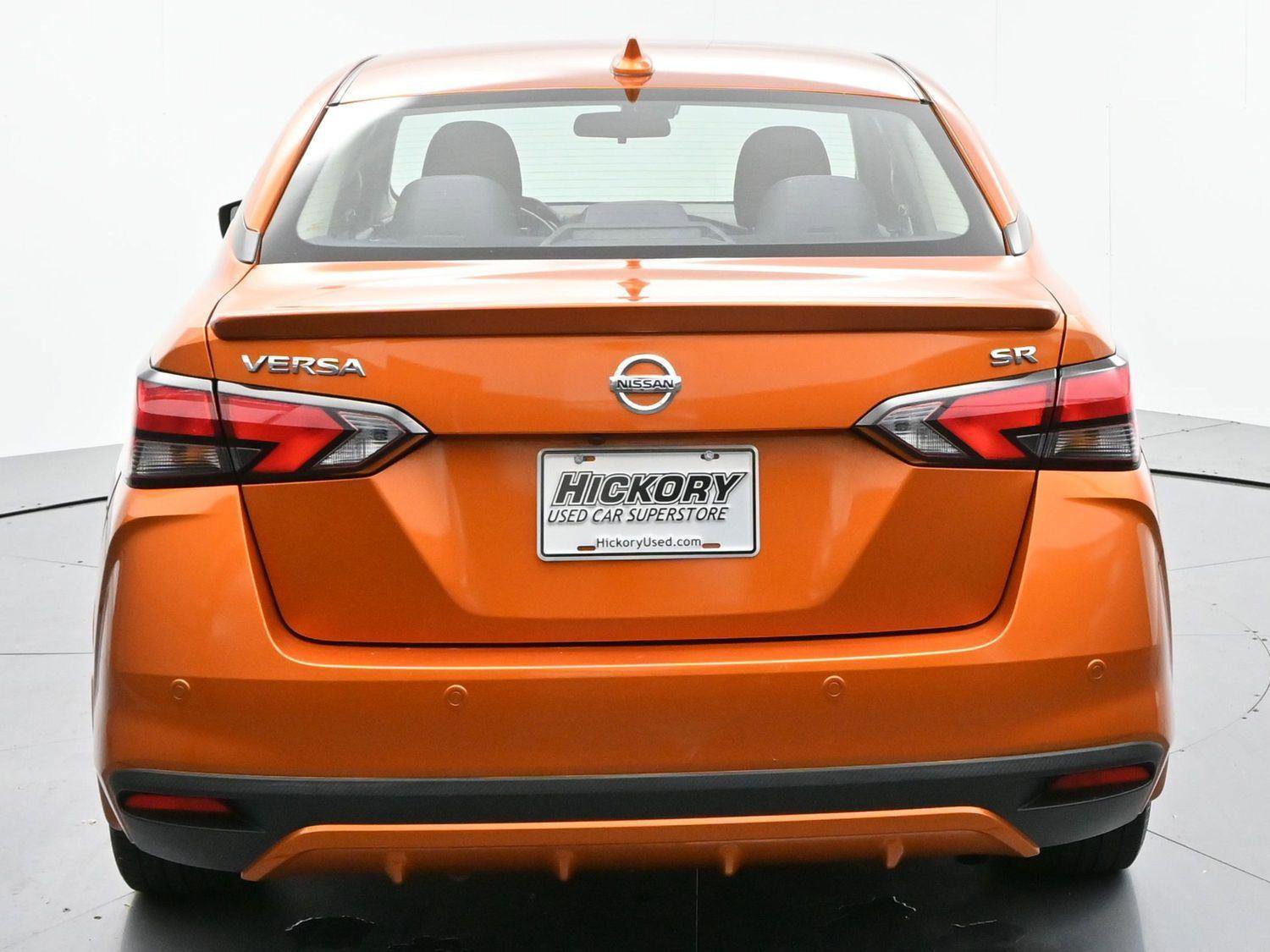 Used 2021 Nissan Versa SR w/ Convenience Package image 6