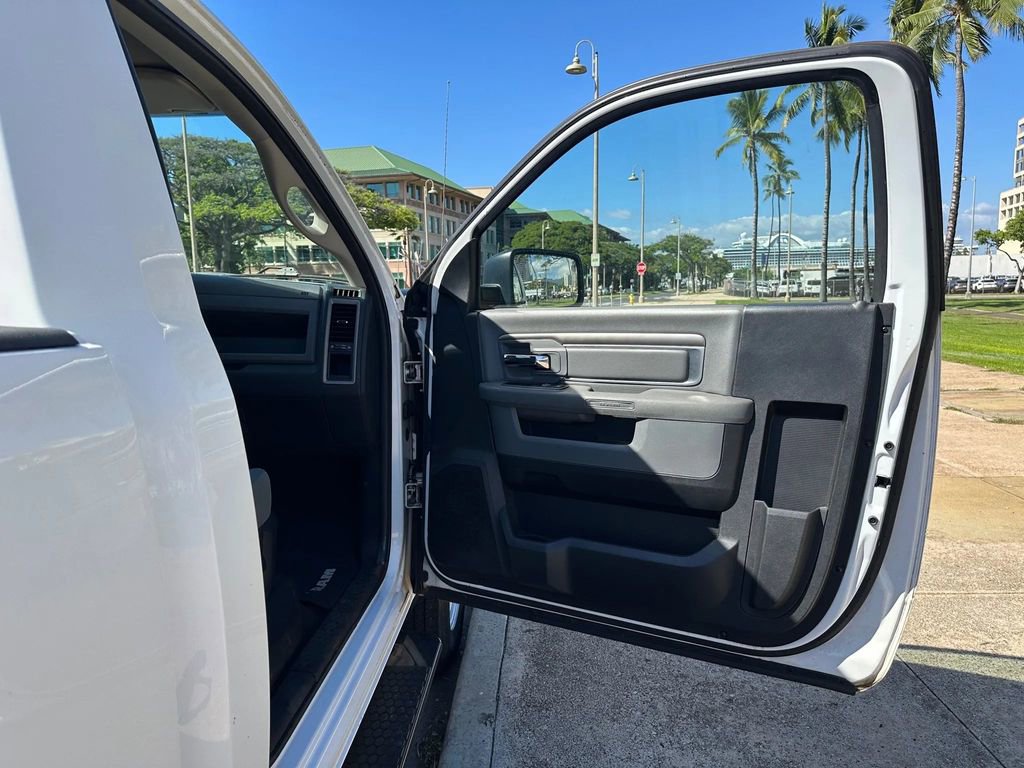 Used 2016 RAM 2500 Tradesman w/ Power Accessory Group image 12