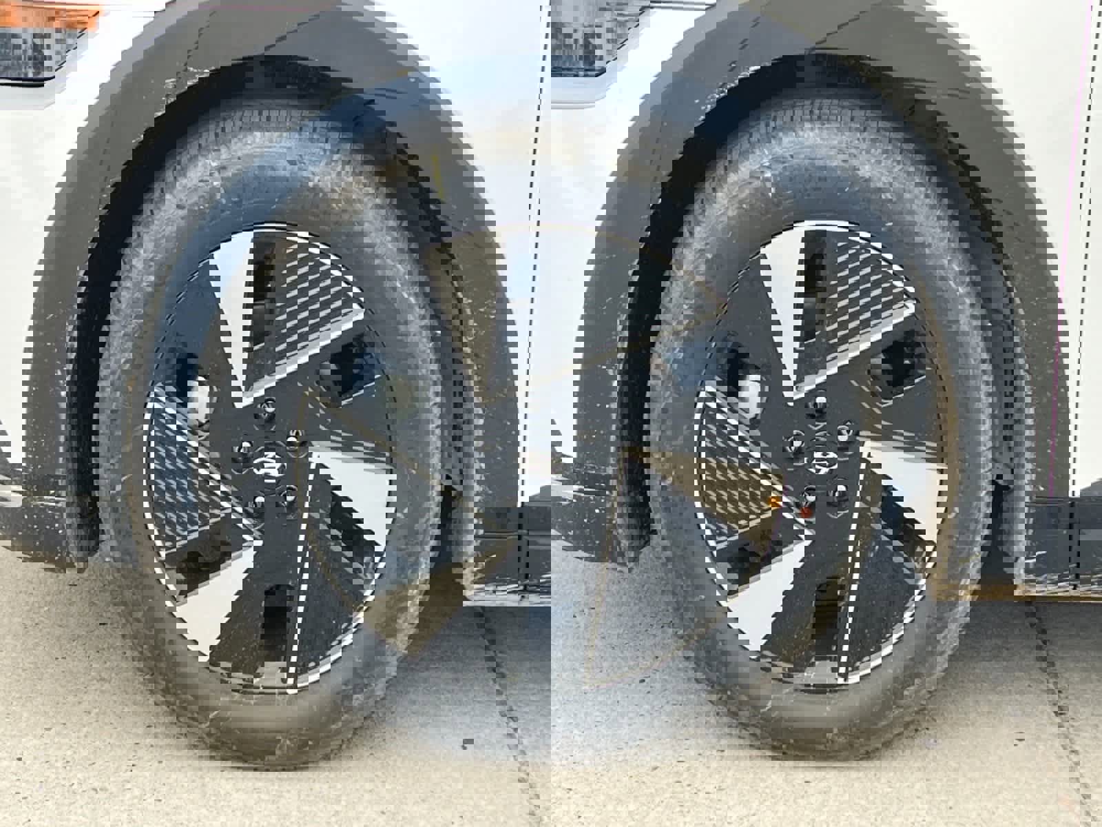 New 2026 Hyundai Ioniq 5 SE image 26