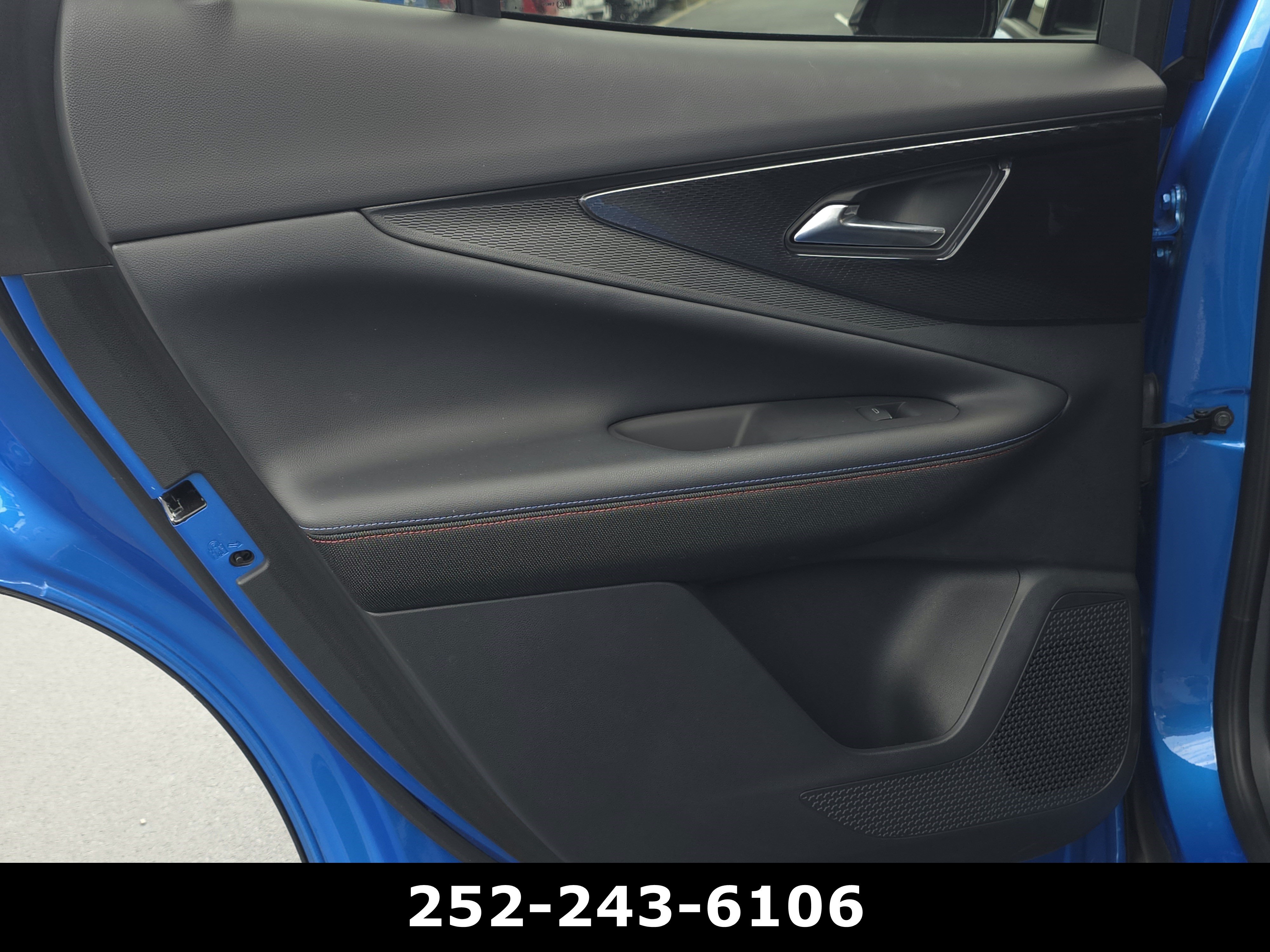 Used 2024 Chevrolet Blazer EV RS RWD image 31
