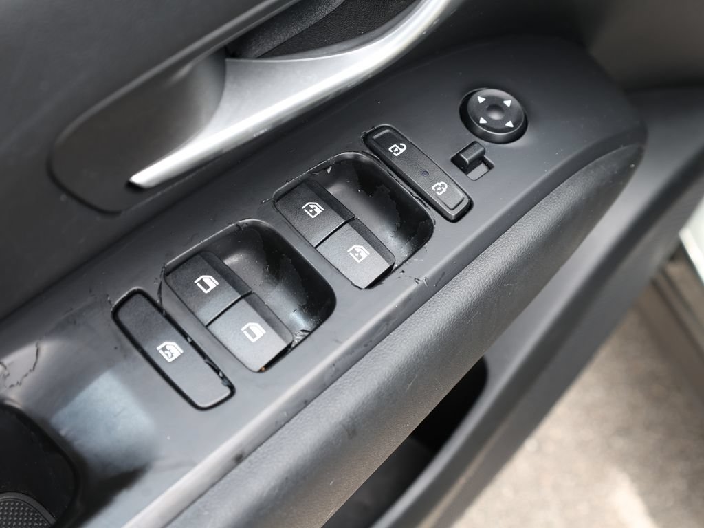 Used 2022 Hyundai Tucson SEL FWD image 11