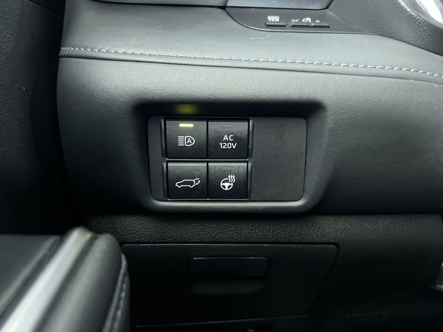 Used 2022 Toyota Highlander Limited image 18