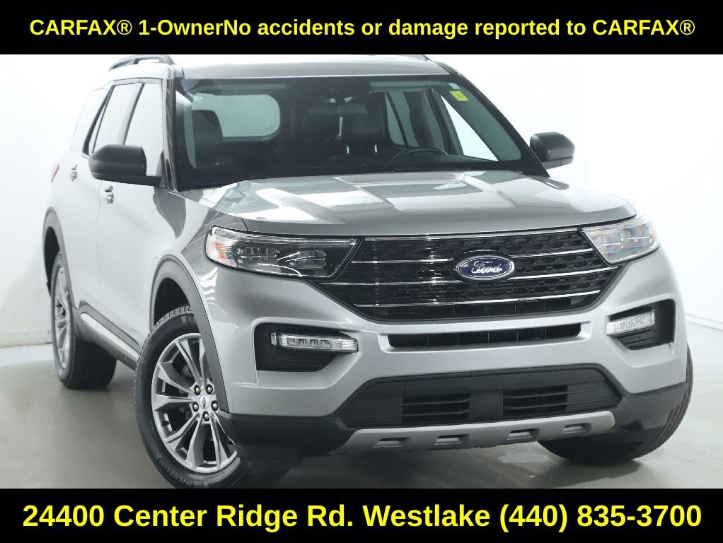 Used 2022 Ford Explorer XLT w/ Equipment Group 202A image 2