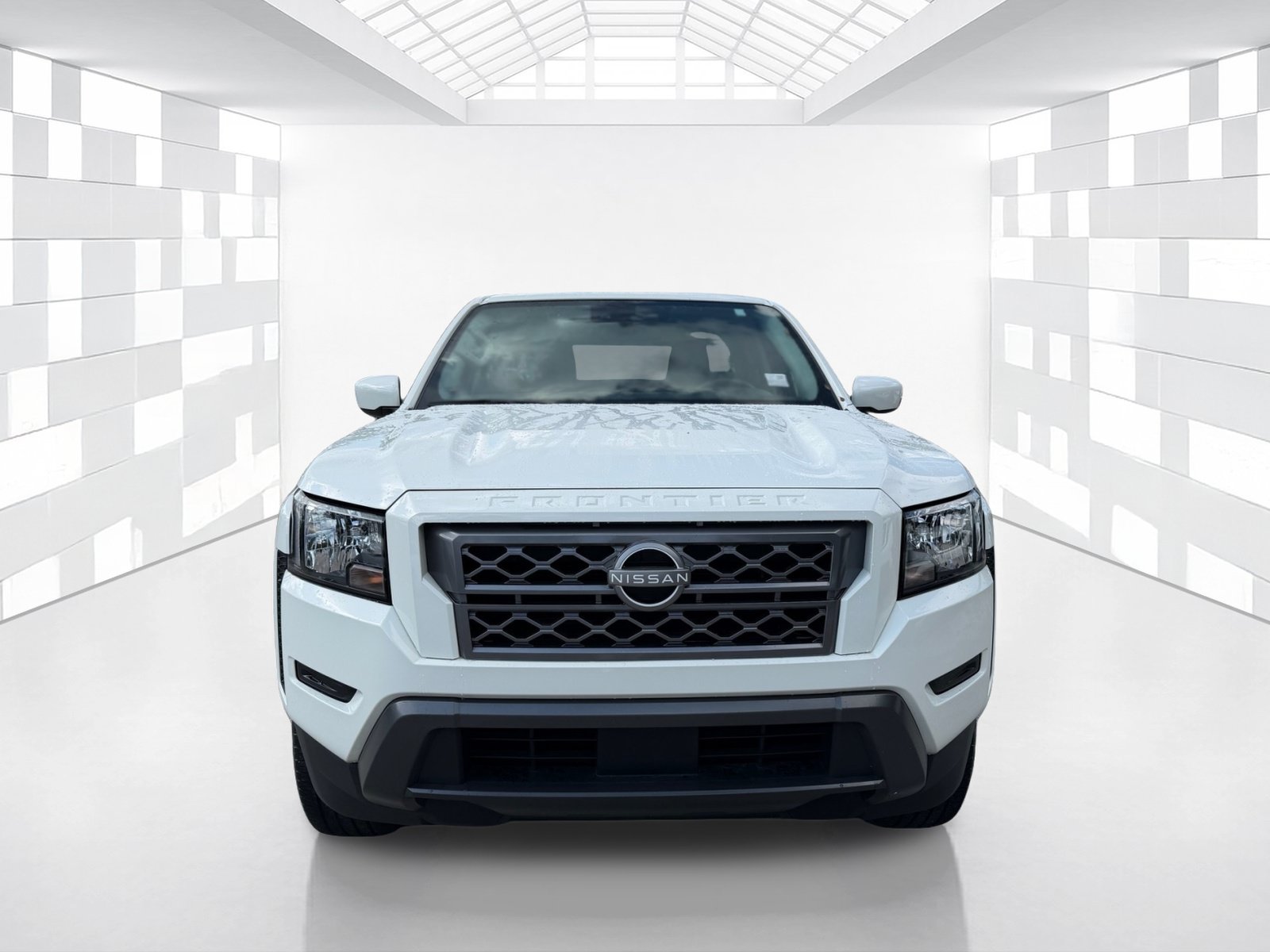 Certified 2024 Nissan Frontier SV RWD image 2